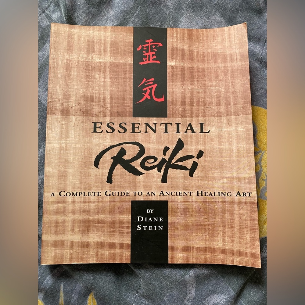 Essential Reiki 1996 copy Paperback Book by Diane Stein.